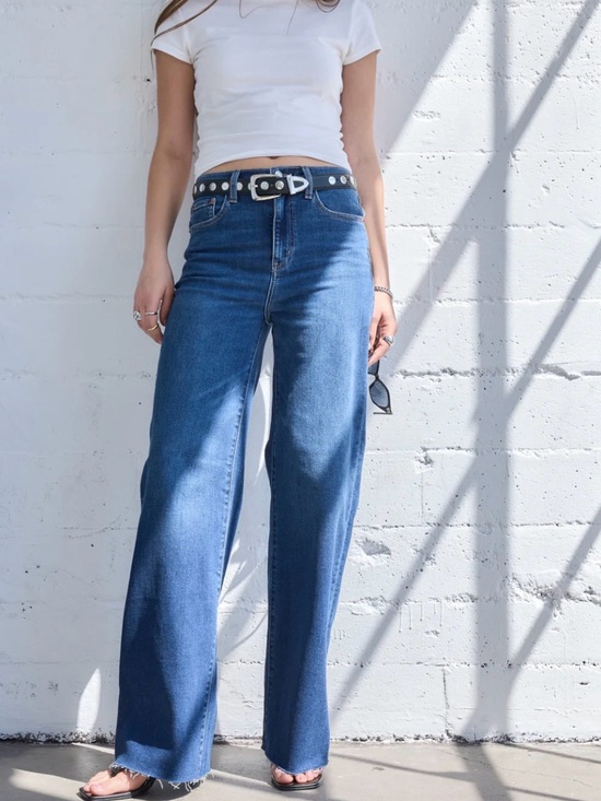 Daze Denim Denim - Daze Denim FAR OUT HIGH RISE WIDE IN WATERFALL will not leave up on posh long!